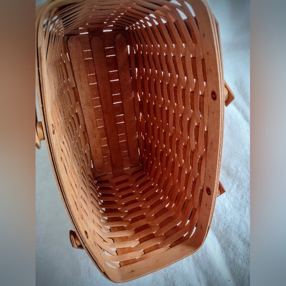 1994 Longaberger Large Magazine Basket w/ Swing Handles, Excellent Condition! - Picture 7 of 10